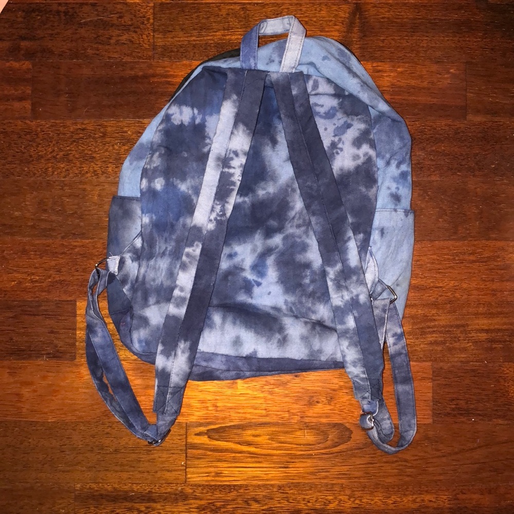 Tie Dye Backpack - Picture 2 of 3